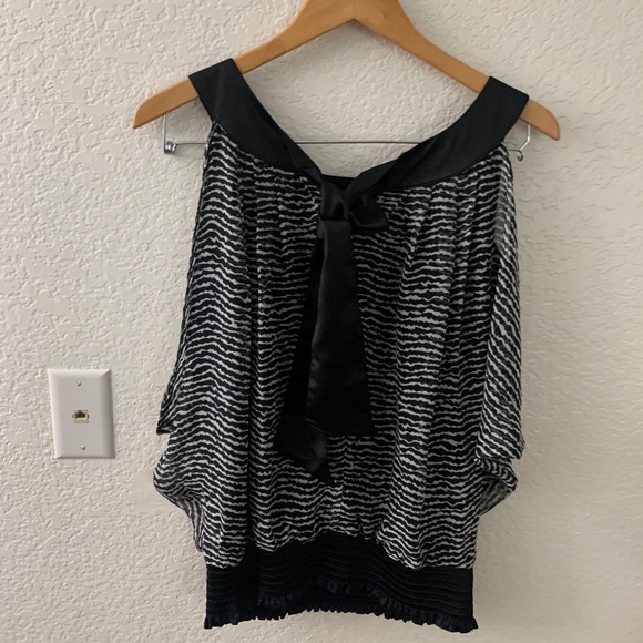 MaxMara Silk Beaded Sleeveless Top - Picture 5 of 8